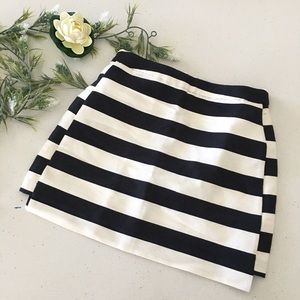 Topshop mini skirt size 4